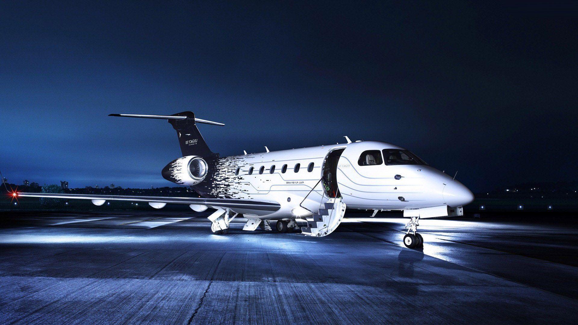 Training Programs for Private Jet Maintenance Engineers