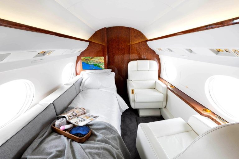 PrivateJetia Private Jet Fly 55