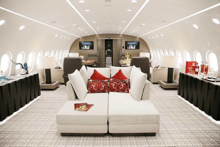 PrivateJetia Private Jet Fly 7