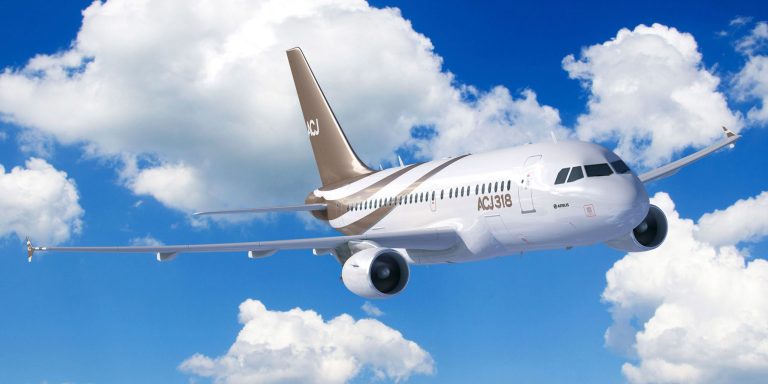 Airbus ACJ318 PrivateJetia