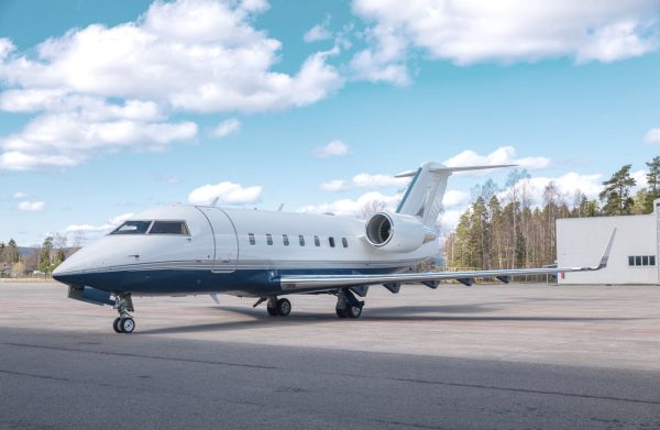 Bombardier Challenger 604