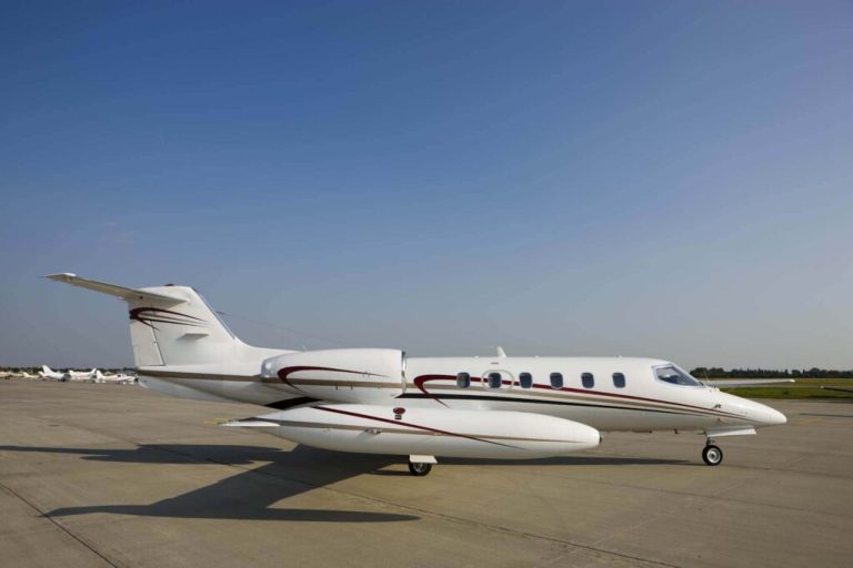 Bombardier Learjet 35A